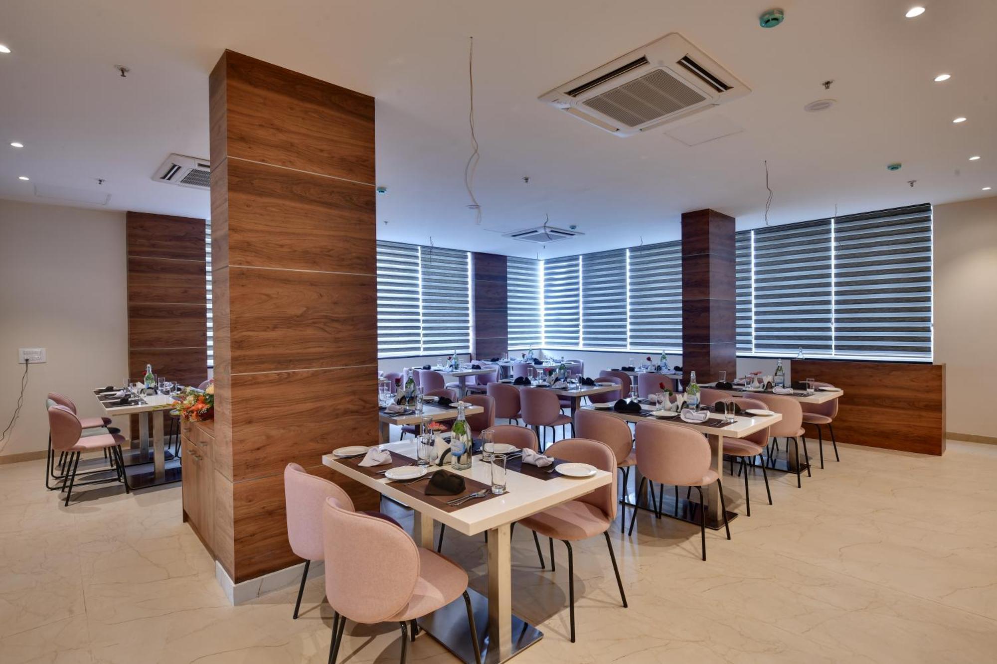 Click Hotel Vista-International Airport Dod Jala Ngoại thất bức ảnh