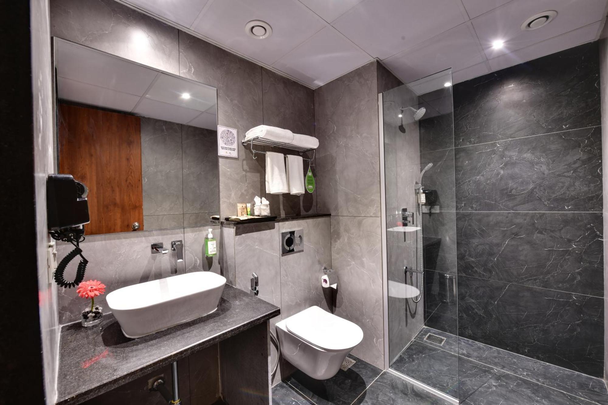 Click Hotel Vista-International Airport Dod Jala Ngoại thất bức ảnh