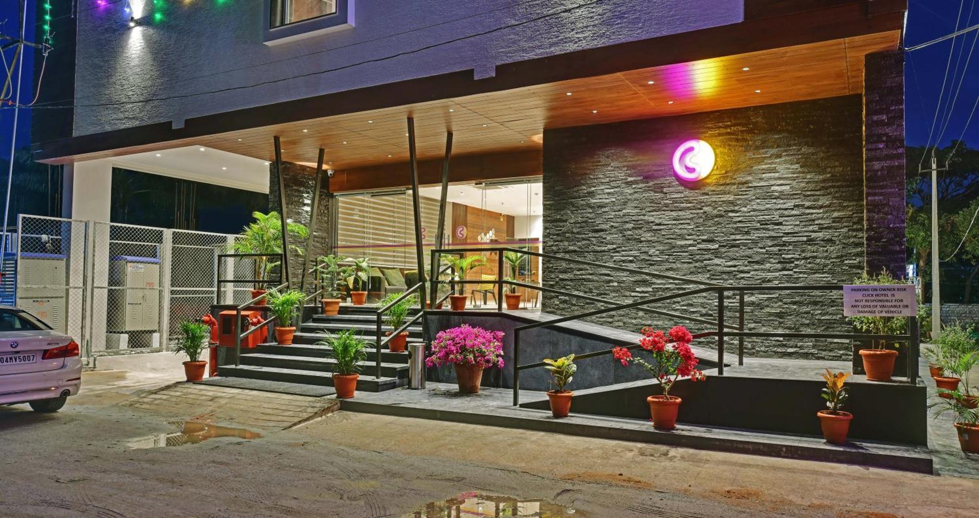 Click Hotel Vista-International Airport Dod Jala Ngoại thất bức ảnh